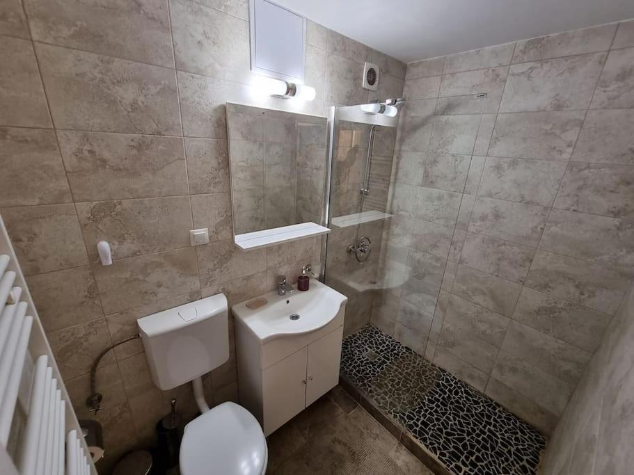 Garsoniera Maria 2 Apartment Turda Bagian luar foto